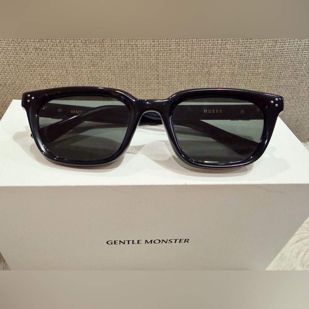 Gentle Monster - Musee Wayfarer Sunglasses - image 1